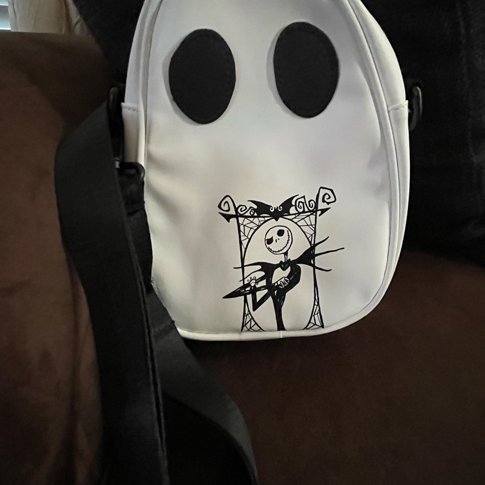 HAND PAINTED One of a Kind Ghost Crossbody Bag Purse!! - Picture 5 of 9